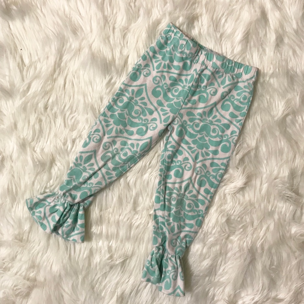 Mud Pie 2T Ruffle Pants in Mint & White Paisley